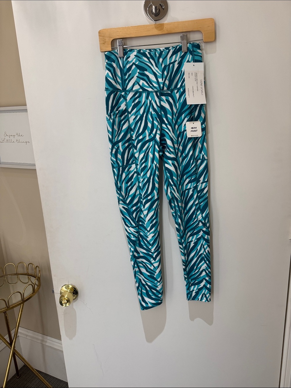 Body Glove Teal and White Zebra Print High-Rise Leggings